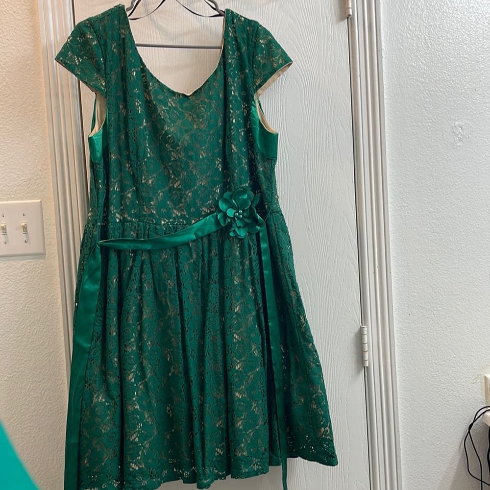 Size 20 Green Lace dress